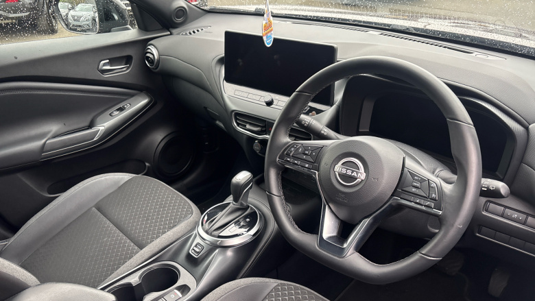 Nissan Juke 1.6 Hybrid N-Connecta 5dr Auto Hybrid Hatchback